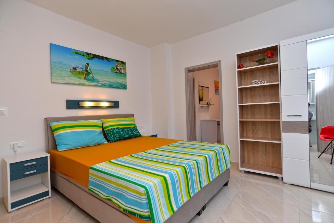 Apartments Mala Vala 925 - Adapted Фажана Экстерьер фото